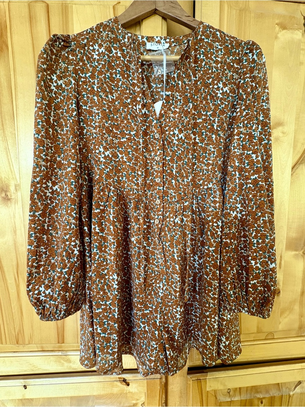 Storia retro-inspired rust floral long-sleeve babydoll romper